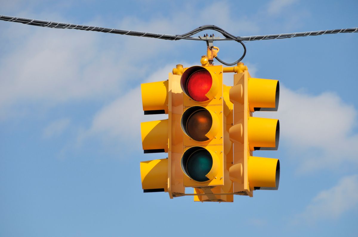 hanging traffic light